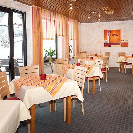 Hotelpension Schroeder Вилинген Екстериор снимка