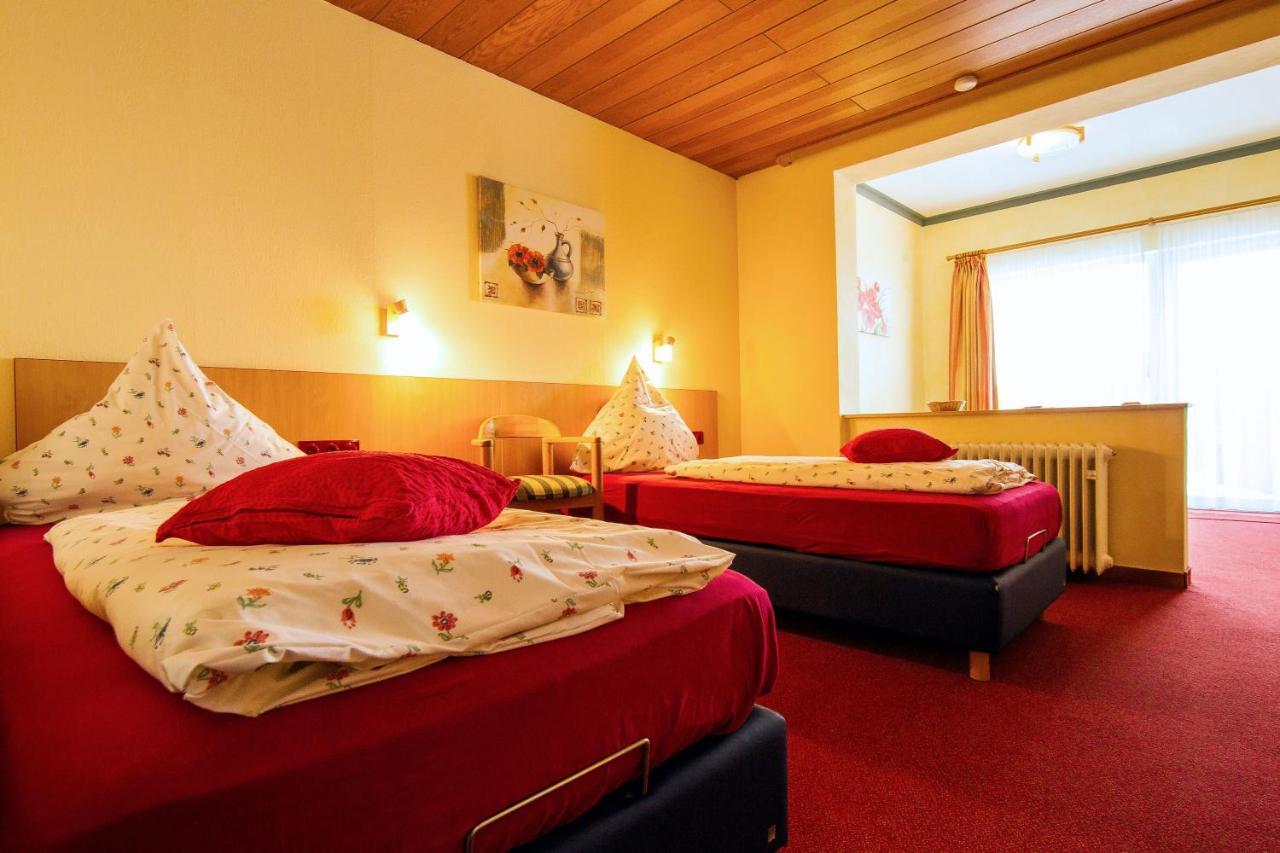 Hotelpension Schroeder Вилинген Екстериор снимка
