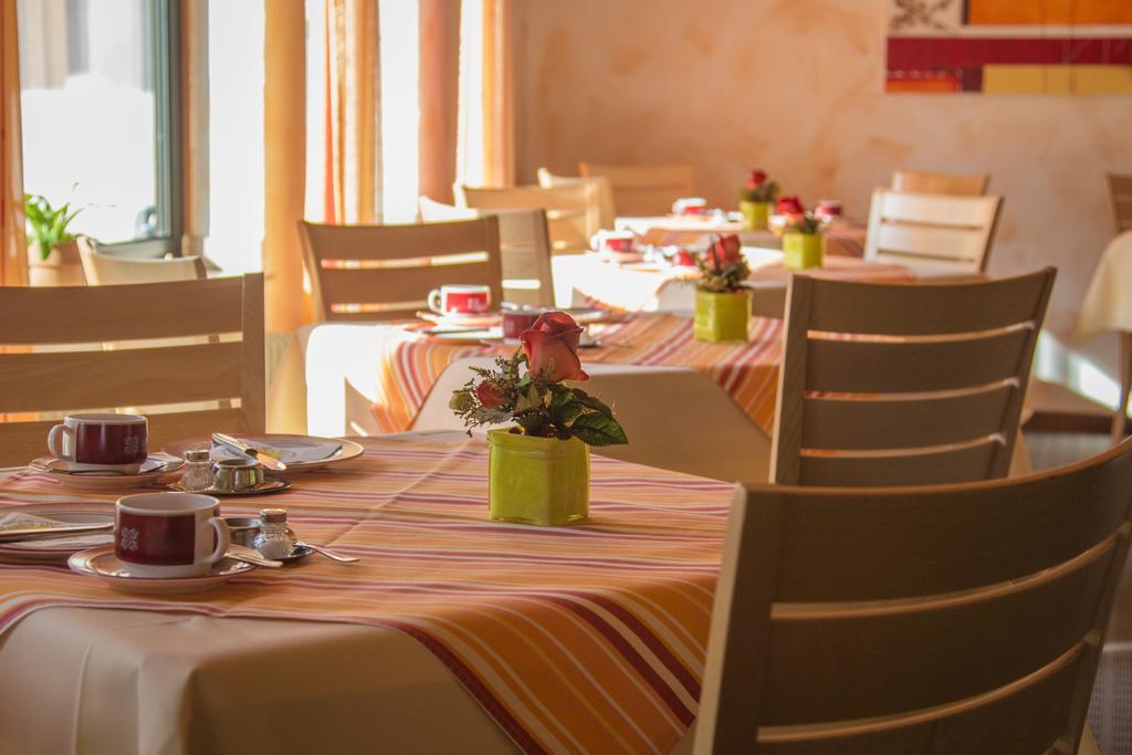 Hotelpension Schroeder Вилинген Екстериор снимка